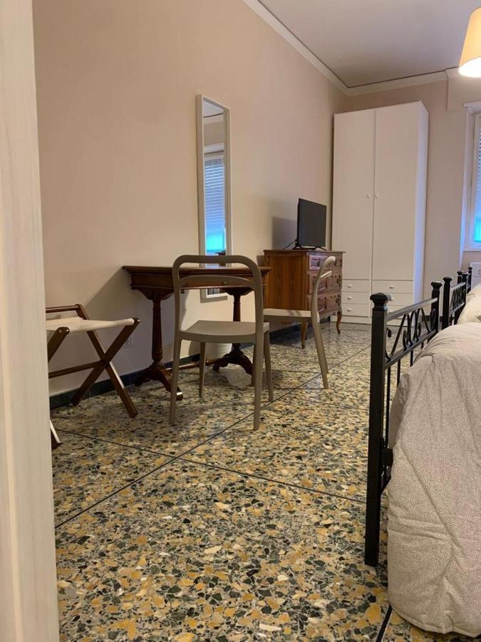 Ameli Room Флоренция Экстерьер фото