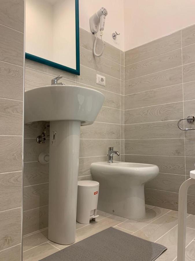 Ameli Room Флоренция Экстерьер фото