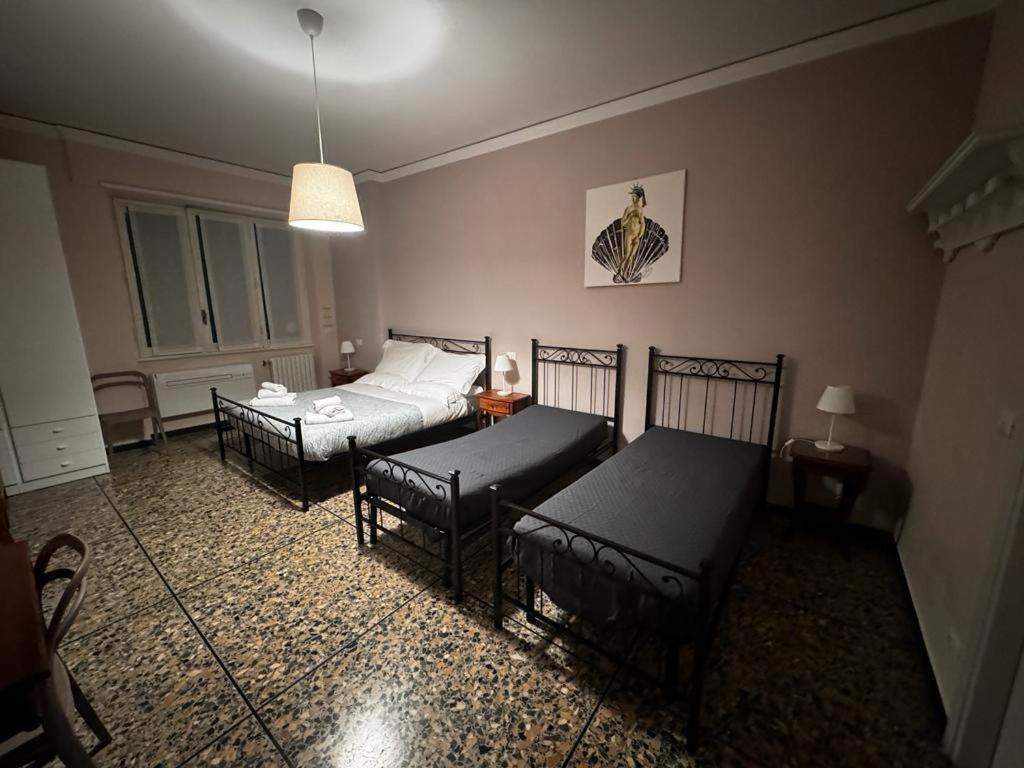 Ameli Room Флоренция Экстерьер фото